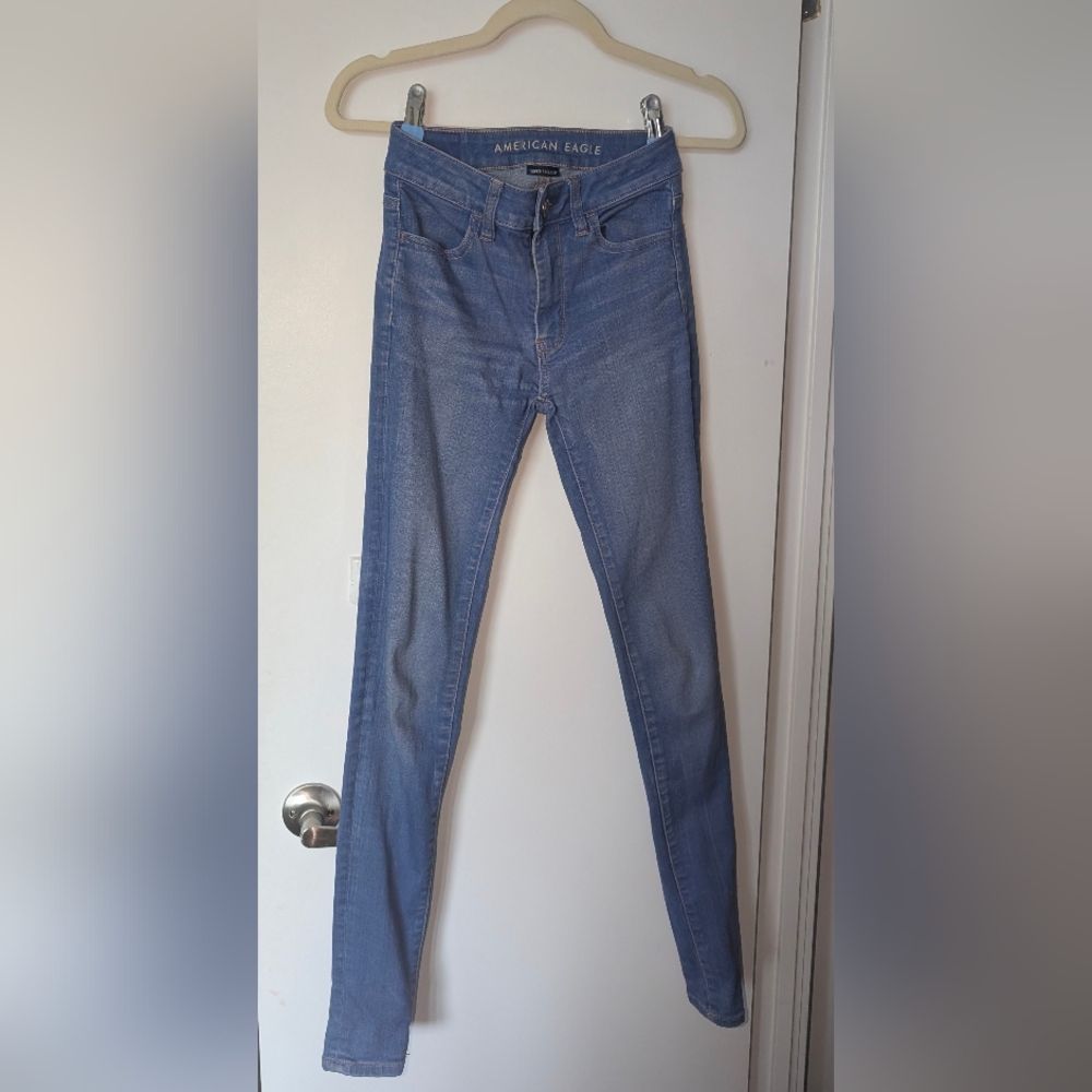 American Eagle Women's Light Blue Mid Rise Skinny Jeans